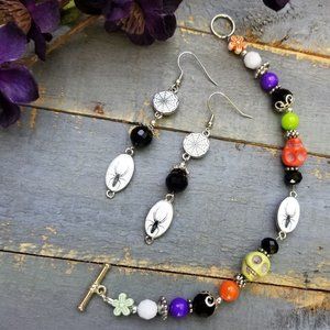 Artisan Hand Crafted Earrings Halloween Skulls Spiders Black White Silver Beaded